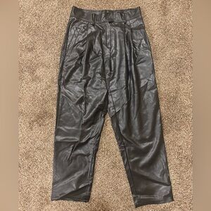 Lattelier Black Faux Leather
High-Waisted Pants
